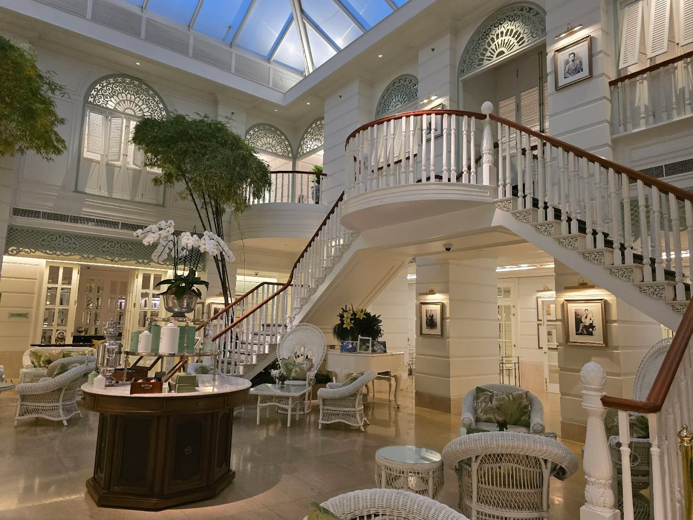 Mandarin Oriental Bangkok: The Authors' Lounge