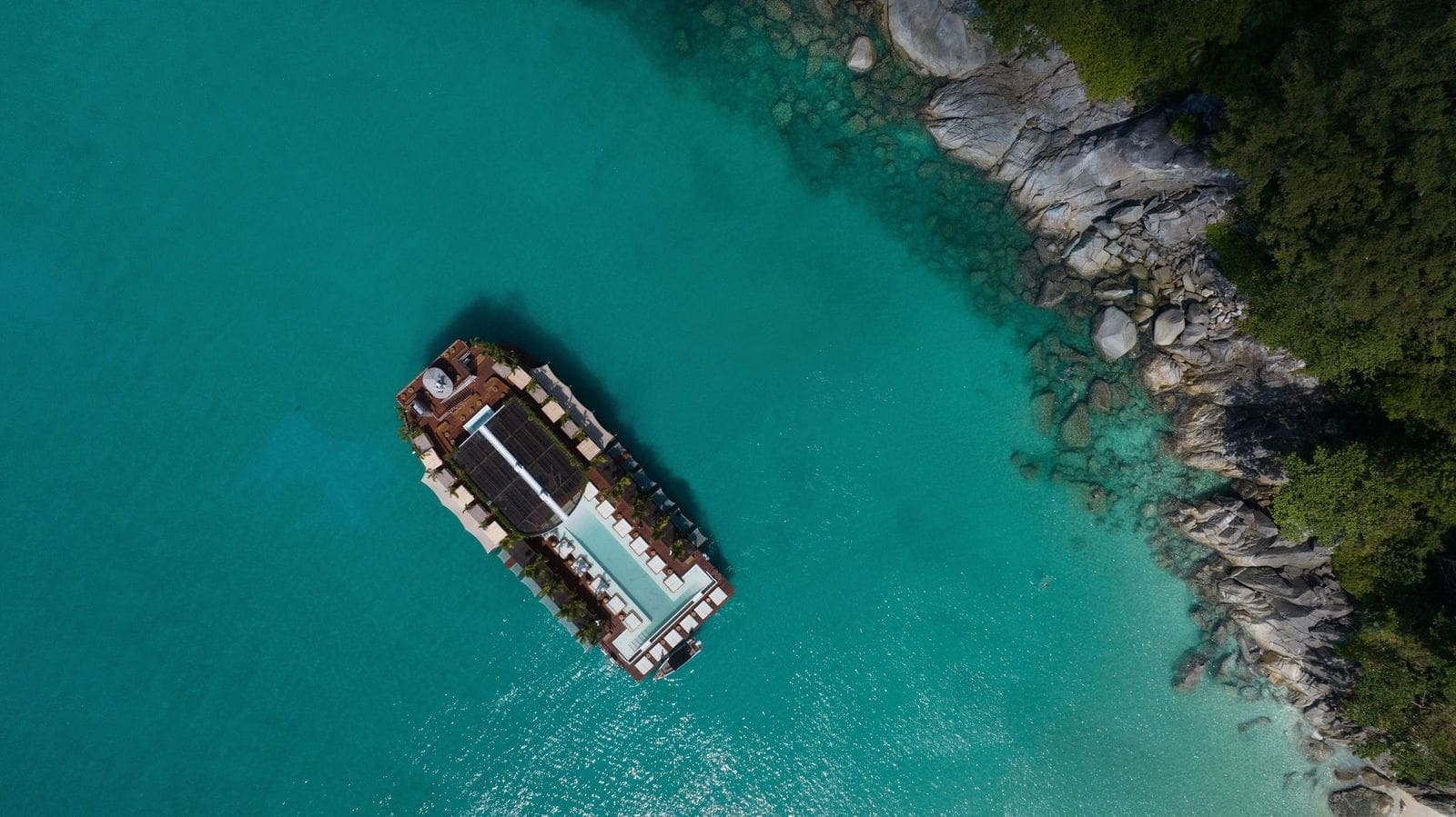 YONA Floating Beach Club