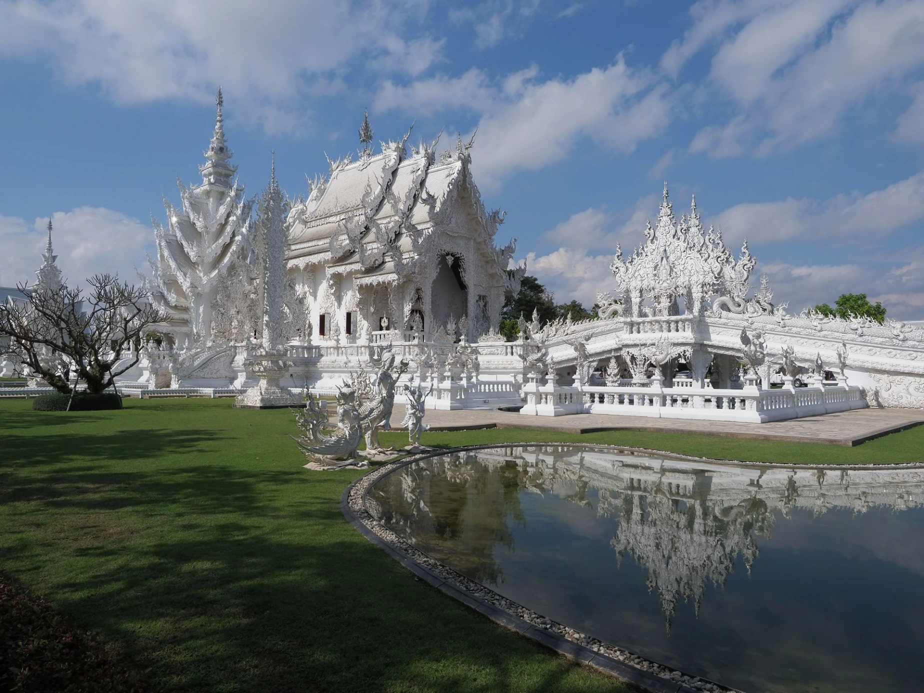 Wat Rong Khun, Chiang Rai
