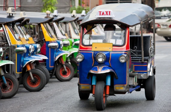 Thai tuk-tuks