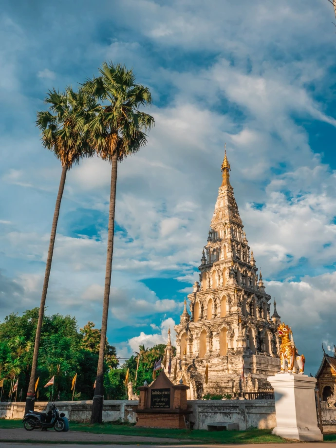 The Pagoda of Wat Chedi Liam